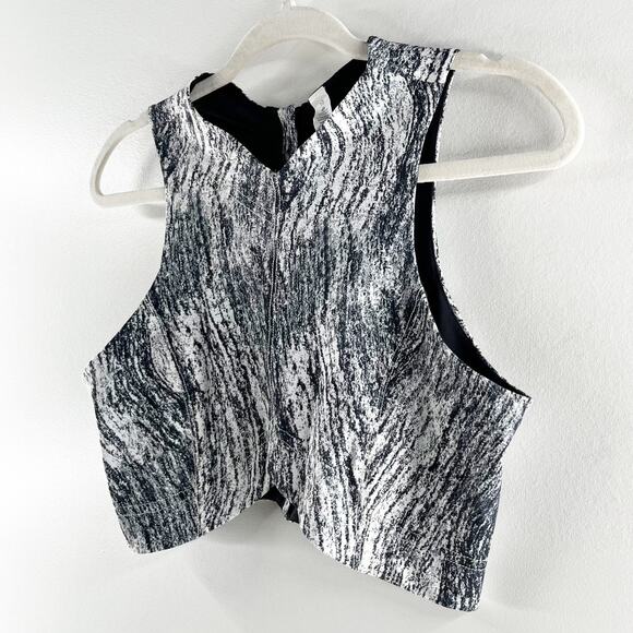 Lululemon Zip Back Crop Sports Bra Workout Top Black White 10 - Picture 5 of 5